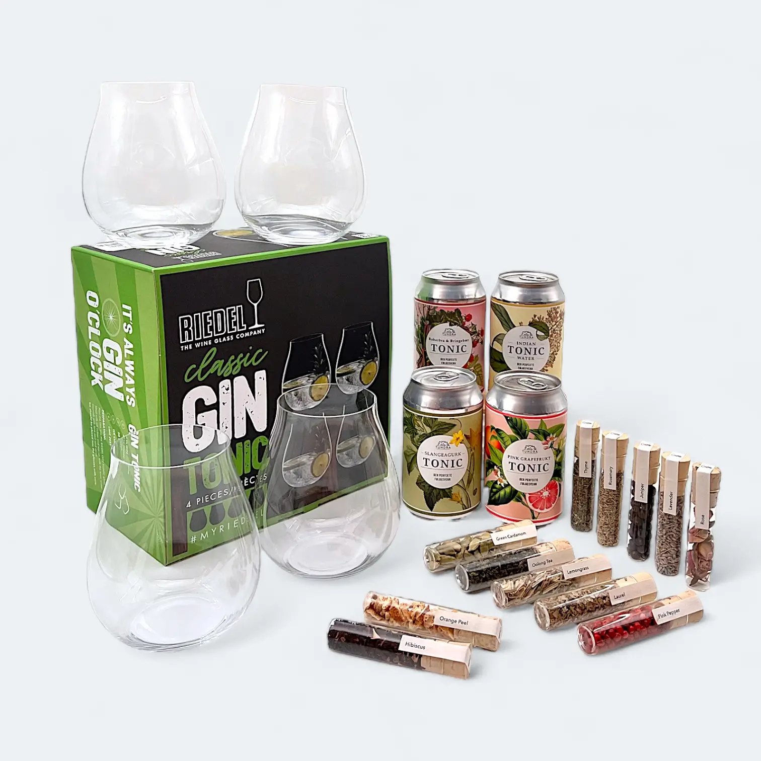 Et stilfullt gavesett for gin-entusiaster, levert direkte på døren. Inneholder Riedel GT-glass, Nøisom Tonic og et spennende infusjons-kit for den ultimate smaksopplevelsen.